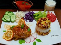 زرشک پلو با مرغ زعفرونی