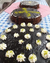 کیک شکلاتی مخصوص (کافی شاپی)