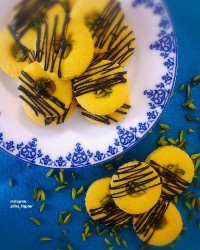 شیرینی زعفرانی