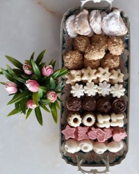 شیرینی های عیدم