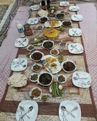سفره شام مهمان