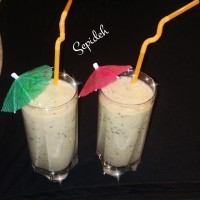 اسموتی کیوی و موز