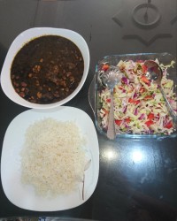 قورمه سبزی و دیگر هیچ ?