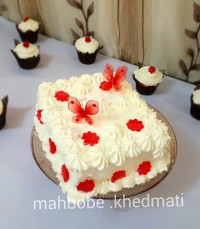 کیک یخچالی خامه ای