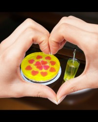چیزکیک و ژله نوشیدنی