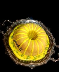 کیک گلاب و زعفران