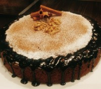 کیک هویج گردو با طعم دلپذیر دارچین