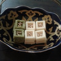 شوکومالد نارگیل و پسته?