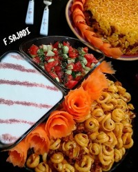 ماکارونی صدفی با گوشت چرخ کرده