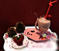 اسموتی توت فرنگی