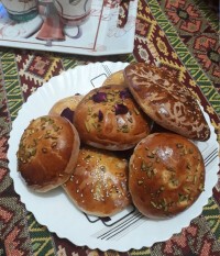 نان صبحانه و عصرانه