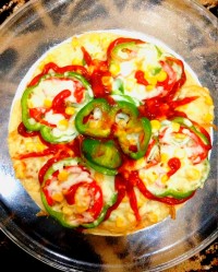 یه پیتزای خوشگل و خوشمزه