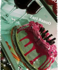 اینم یه کیک خوشگل وخوشمزه