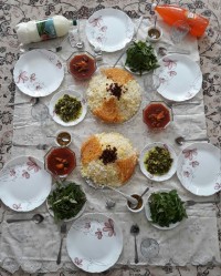 مهمونی خودمونی خواهری?