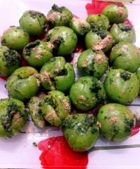 گوجه سبز (هلی کتنی)