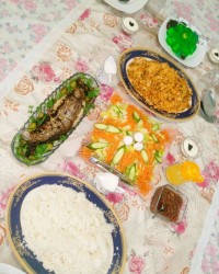 یه ناهار دوستانه