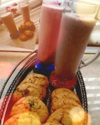 سلام دوستان پاپیونی خوبین کوکتل توت فرنگی