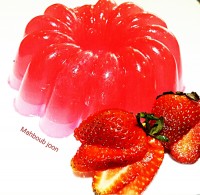 ژله توت فرنگی ژاپنی