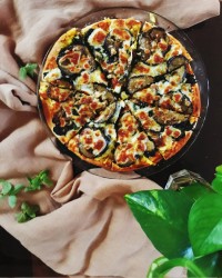 پیتزا بادمجان و اسفناج