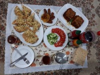 بفرمایید افطار