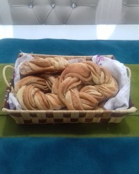 نون دارچینی من واسه افطار