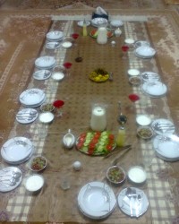 سفره میهمانی افطار ما و دوستان گلمون