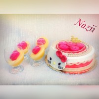 کیک اسفنجی.ژله ویترینی