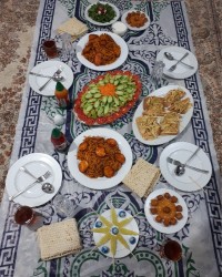 اینم سفره افطاری من واسه داداش نازم