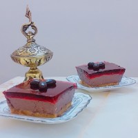 چیز کیک ژله ای با پایه بیسکویت