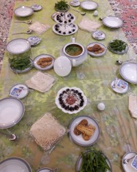 سفره افطار شب شانزدهم ماه رمضون