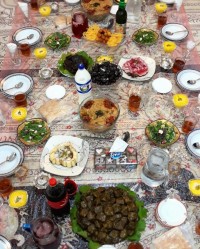 سفره افطار خونه خواهر جونم??? با آرزوی قبولی طاعات و عبادات برای شما دوستان گلم