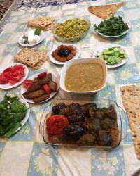 سفره افطار ساده