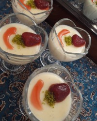 فرنی مخصوص ماه رمضان