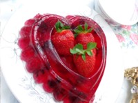 ژله توت فرنگی