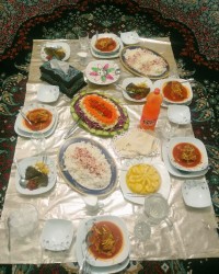 سفره شام مهمونام