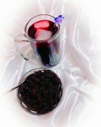 شربت و مربای شاه توت