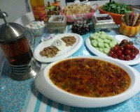 اینم سفره ی افطار من افطار