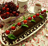 رول شکلات گیلاس