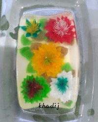 ژله تزریقی پاپیون لطفا تاییدش کن?