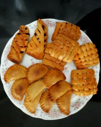 پیراشکی گوشتی