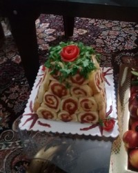 اینم تزیین سالاد الویه