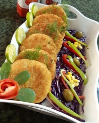 سلام به همه ناهارامروزم کتلت شکم پر طعمش عالیه ???