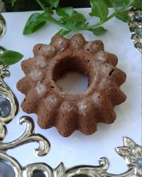 کیک خرما بدون تخم مرغ و شکروروغن