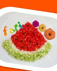 تزیین سالاد شیرازی