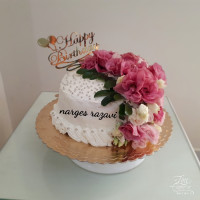 کیک اسفنجی تولد