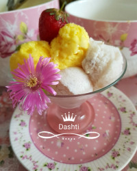 بستنی زعفرونی وگردویی