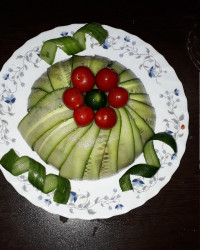 سالاد شیرازی بقچه ای