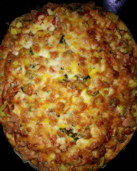 اینم پیتزای من جای دوستان خالی