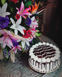 کیک تولد خاله عزیزم