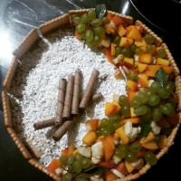 کیک یخچالی میوه ای